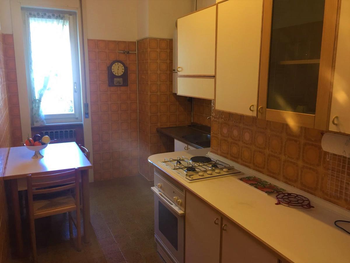 Sveva Apartment Stresa Bagian luar foto